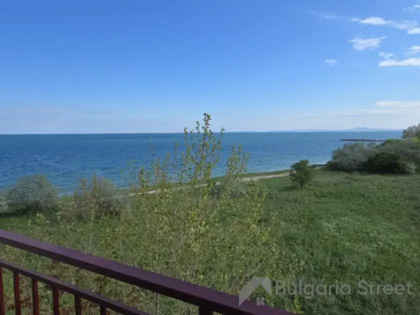 Вид на море из балкона / Riviera Fort Noks