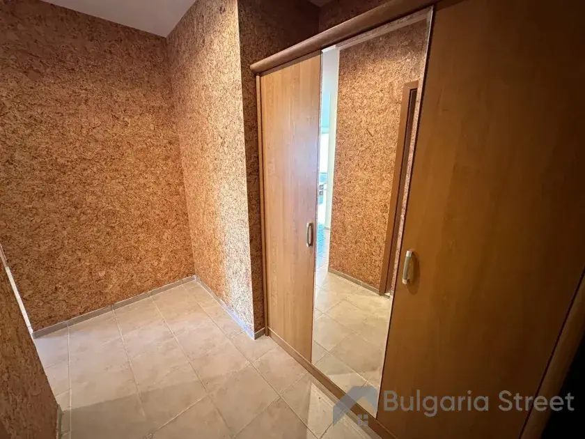 Прихожая