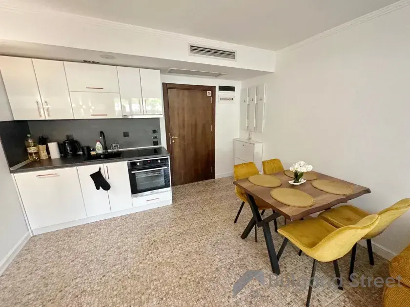 гостинная и кухонная столовая зона