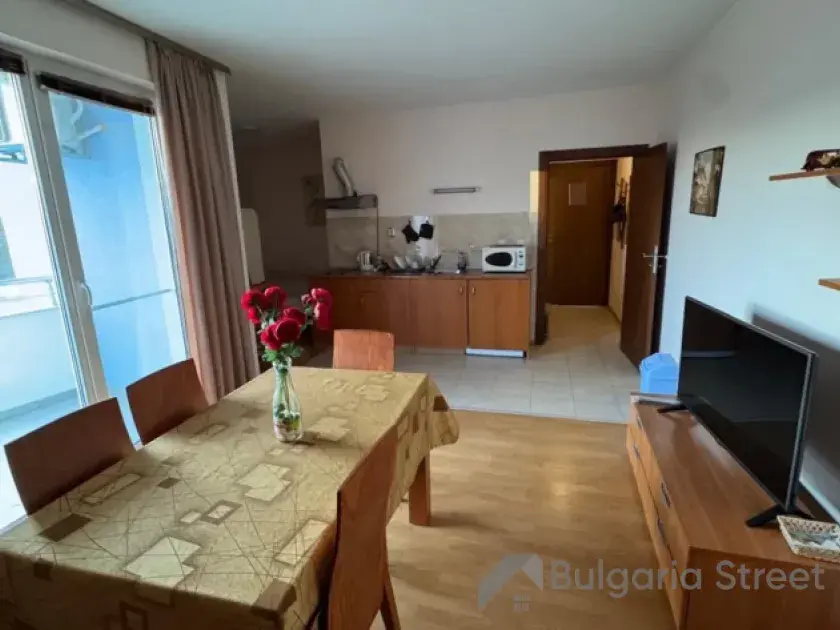Студия, меблтровка и техника