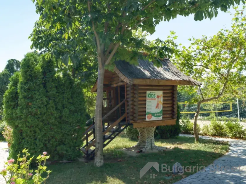 Комплекс, территория