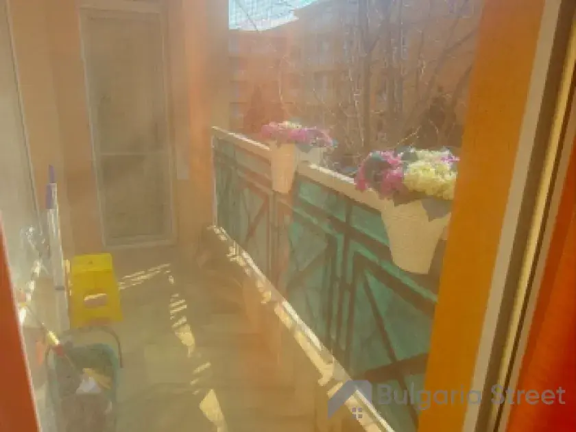 Балкон