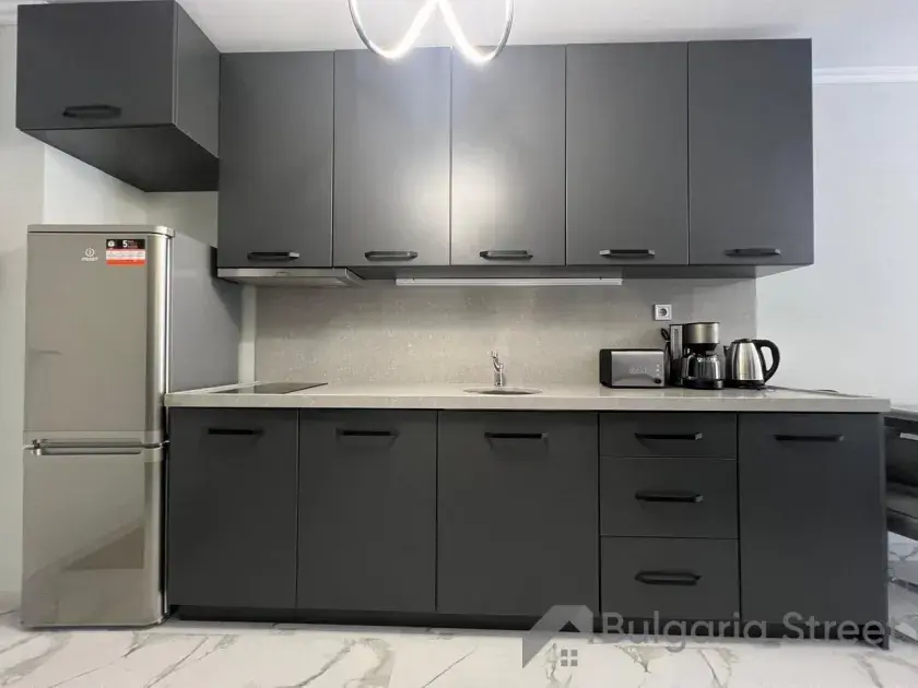 качественная кухонная мебель в квартире