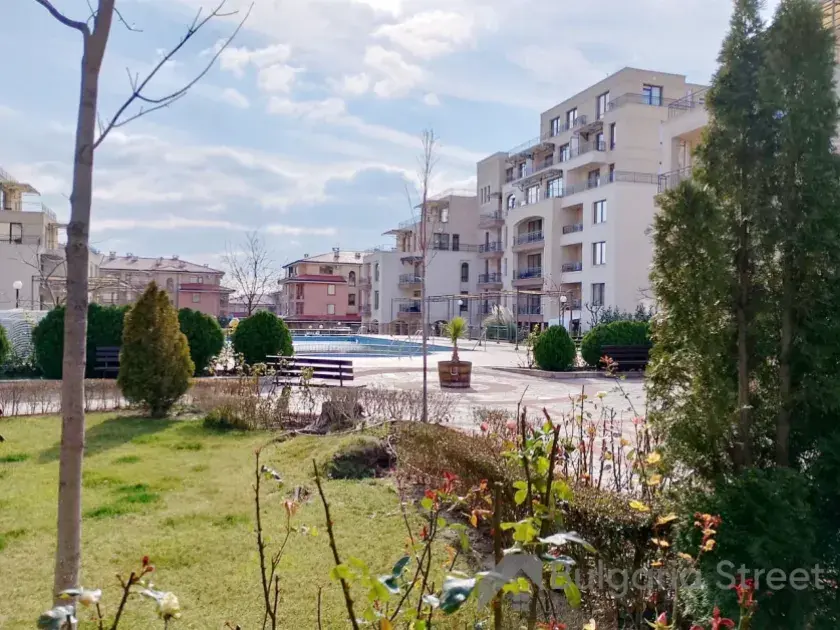квартира в комплексе Sorento Sole Mare