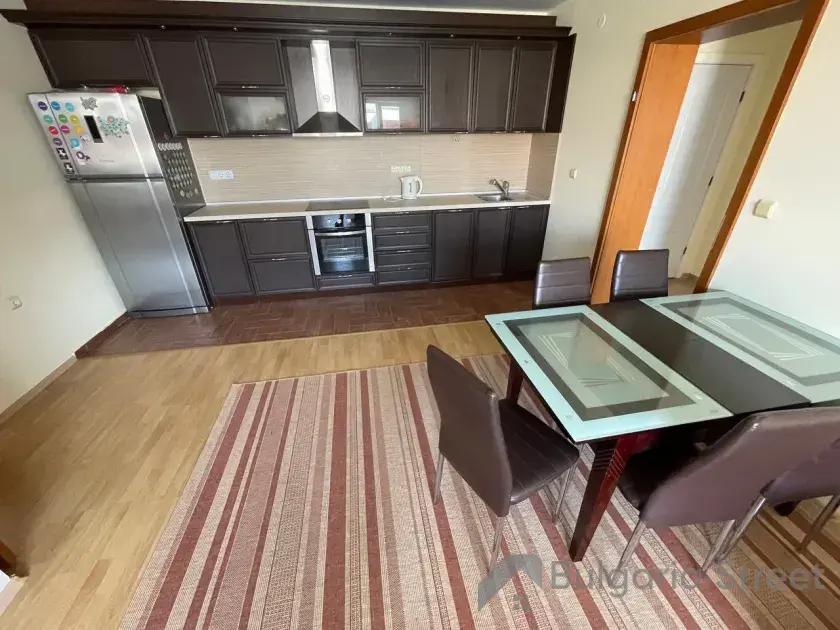 Privillage Fort Beach | Трёхкомнатная квартира: гостиная, кухня