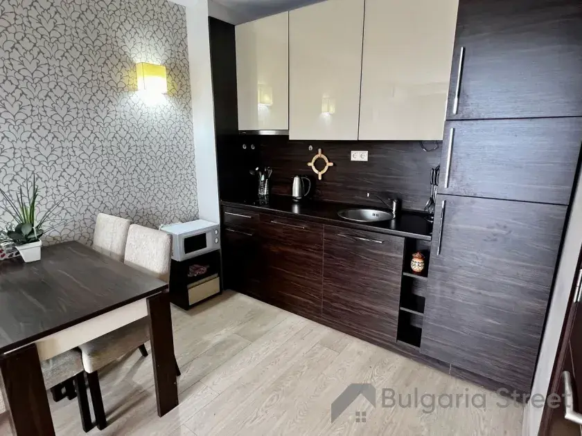 Harmony Suites 2 | Двухкомнатная квартира: гостиная, кухня