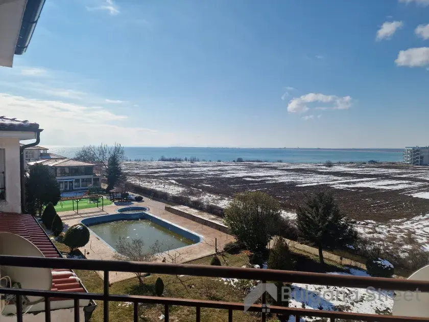 Rutland Beach 1 | Большая студия