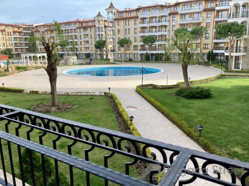 Royal Sun | Трёхкомнатная квартира