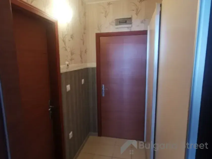 Прихожая