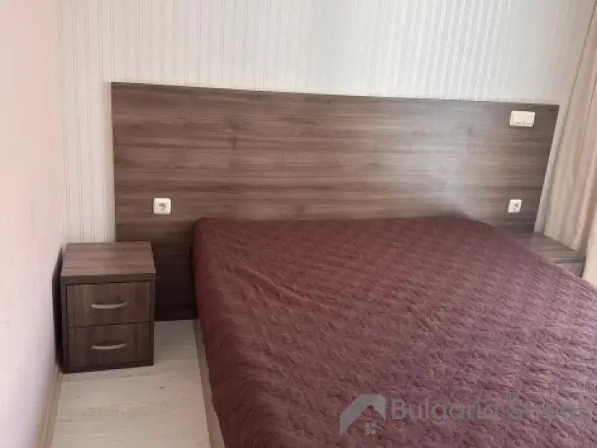 кровать