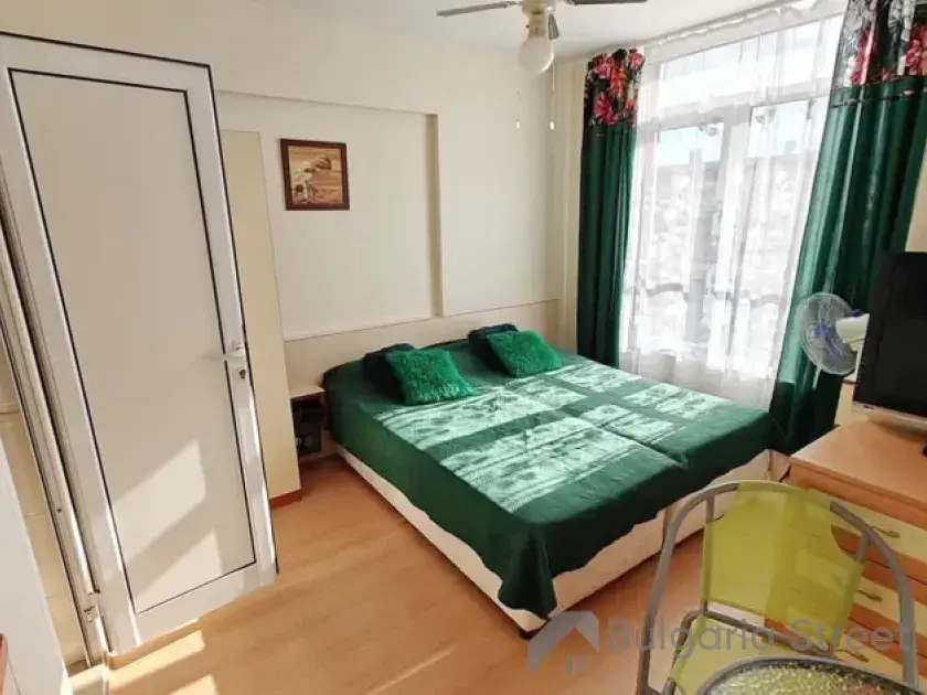 двухспальня кровать