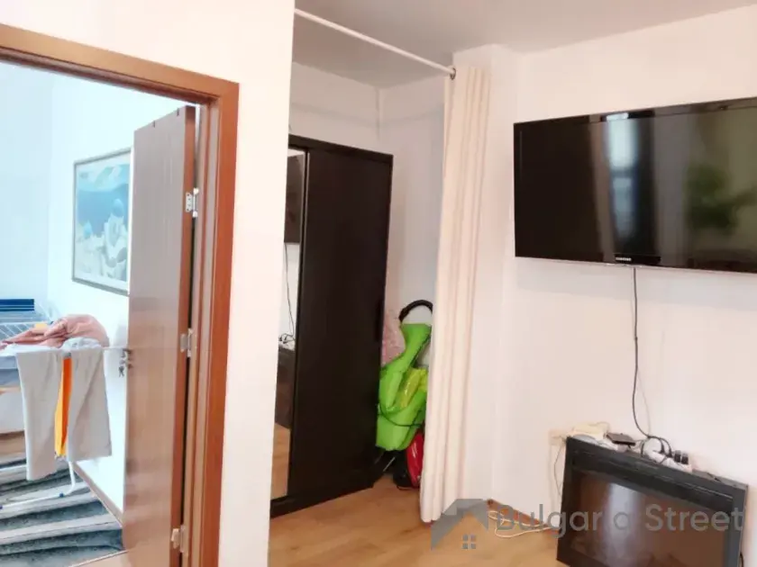 телевизор в квартире