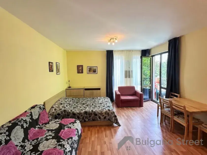 студия в комплексе Пасифик 1