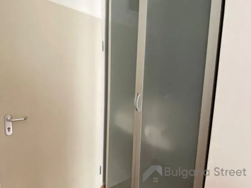 шкаф в прихожей