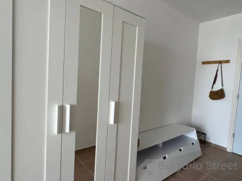 шкаф в прихожей