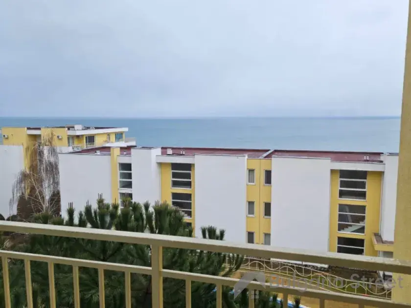 вид на море из террасы
