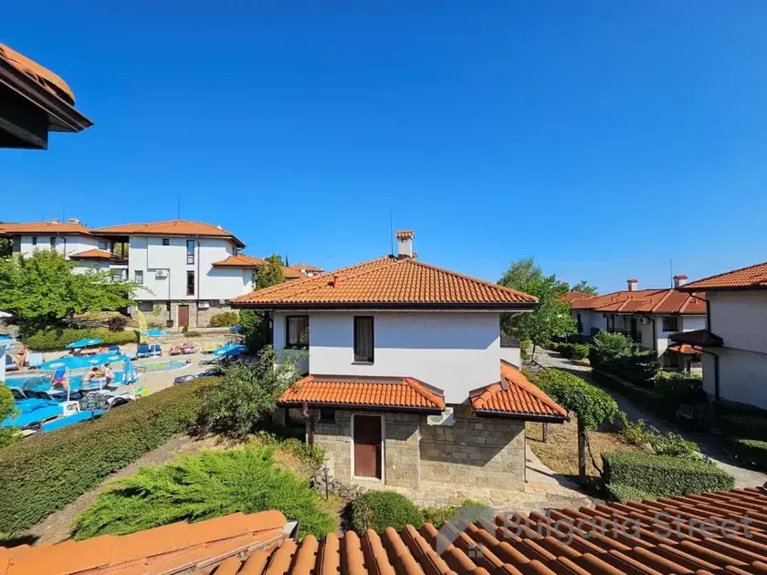 Bay View Villas | Двухкомнатная квартира в живописной местности Солнечного берега