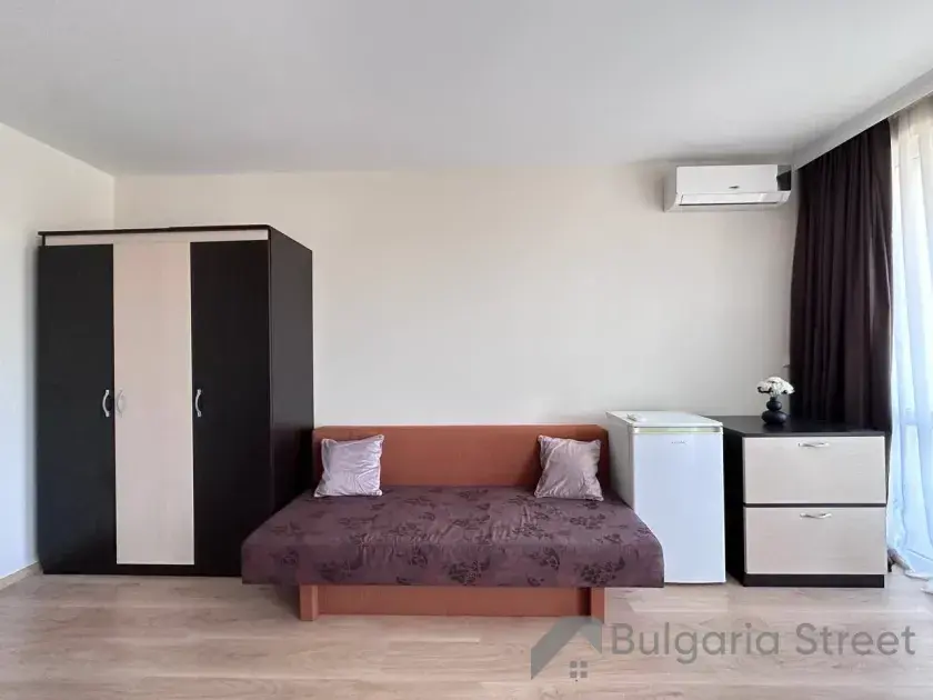 Afrodita Palace | Современная студия у моря в Солнечный берег