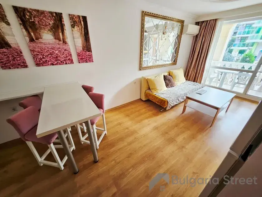 Sweet Homes 5 |Двухкомнатная квартира: гостиная,кухня