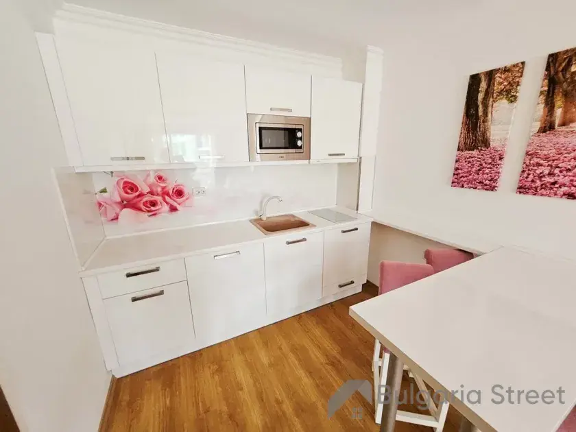 Sweet Homes 5 |Двухкомнатная квартира: гостиная,кухня