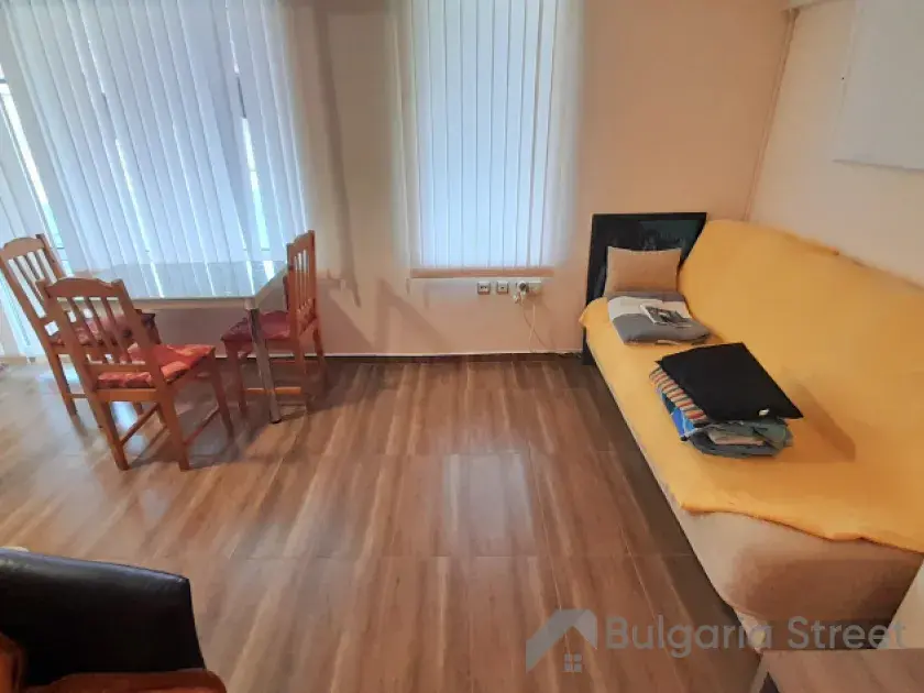Ohrid | Двухкомнатная квартира: гостиная. кухня