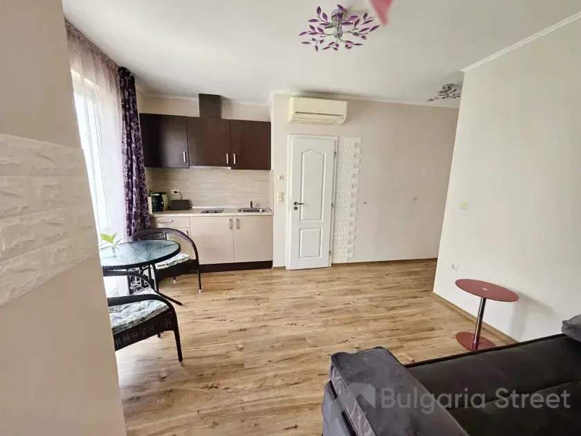 мебель в комнате