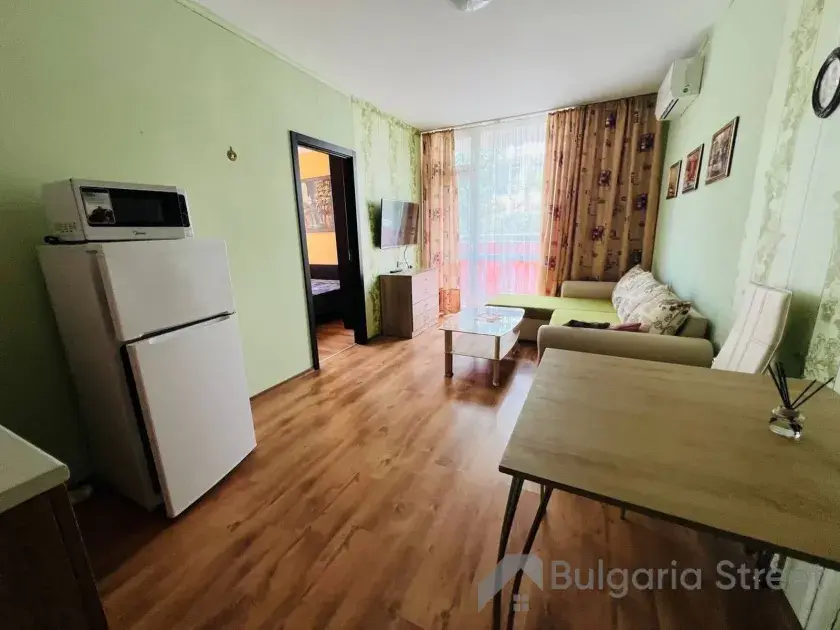 мебель в комнате