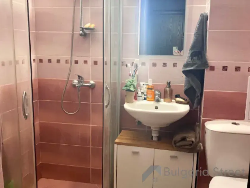 душевая кабина в ванной