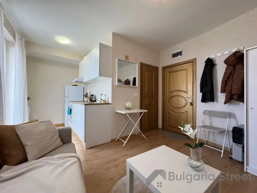 мебель в комнате
