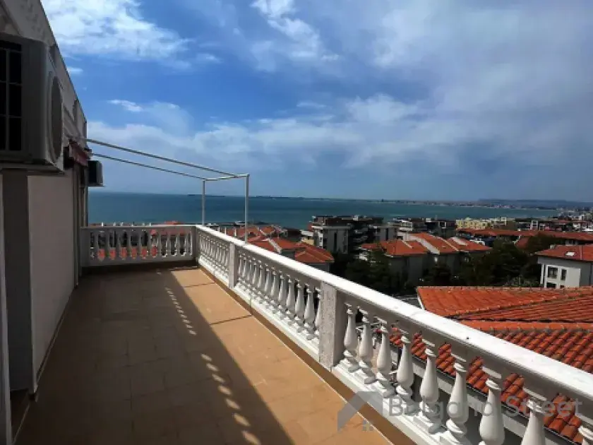 терраса с видом на море