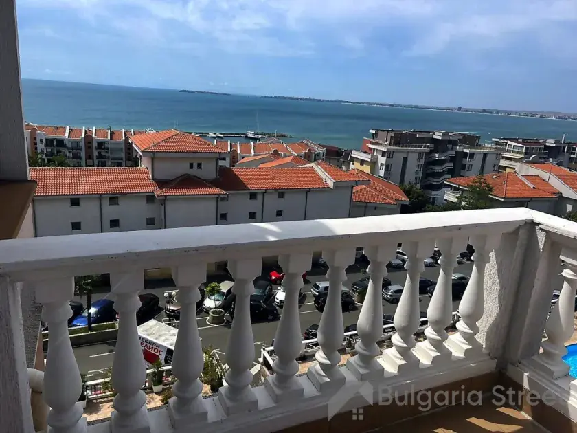 терраса с видом на море