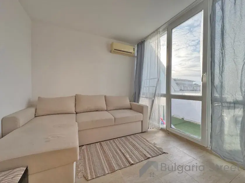 Gerber Residence 3 | Двухуровневая квартира в Солнечном Береге — функциональность и пространство у моря