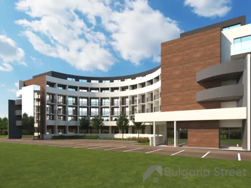 City Residence | Новый жилой дом без таксы поддержки в самом центре Солнечного Берега