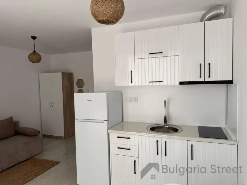 Grand Villa | Апартамент в Святом Власе с ремонтом и видом на море