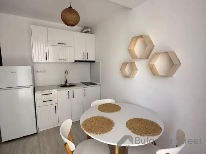 Grand Villa | Апартамент в Святом Власе с ремонтом и видом на море