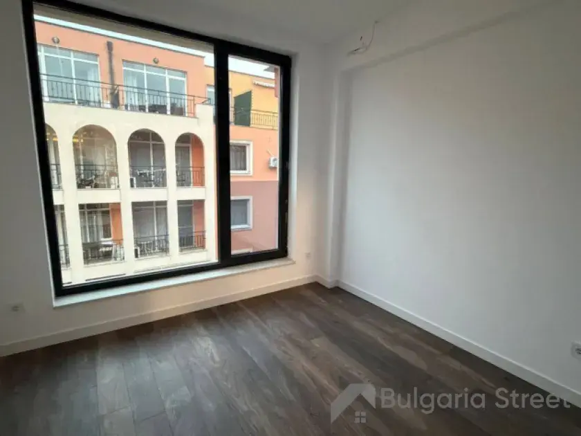 Sunny View Central | Трёхкомнатная квартира в современном жилом комплексе у моря в Солнечном Береге
