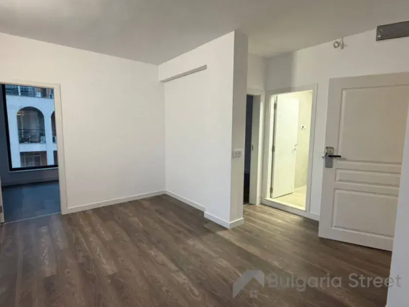 Sunny View Central | Трёхкомнатная квартира в современном жилом комплексе у моря в Солнечном Береге