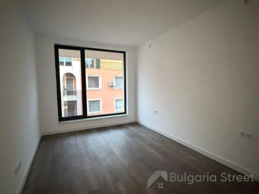 Sunny View Central | Трёхкомнатная квартира в современном жилом комплексе у моря в Солнечном Береге