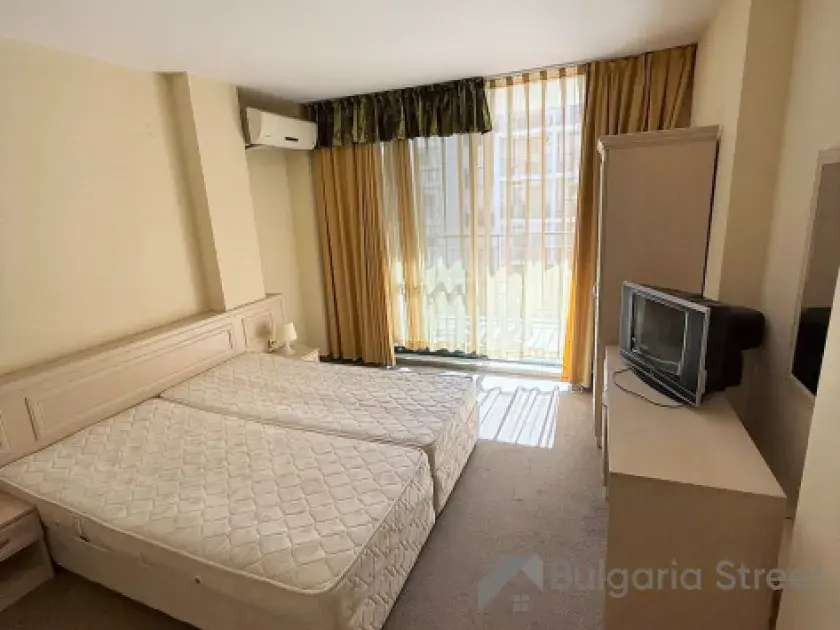 Меблировка и интерьер