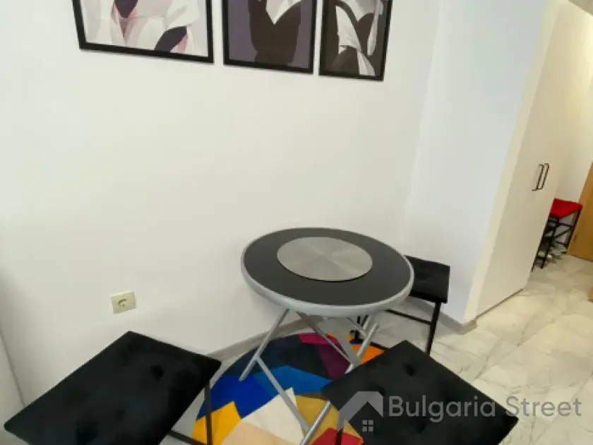 Меблировка и интерьер