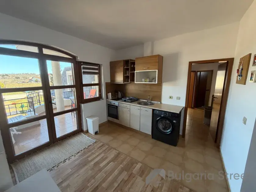 вид на кухню