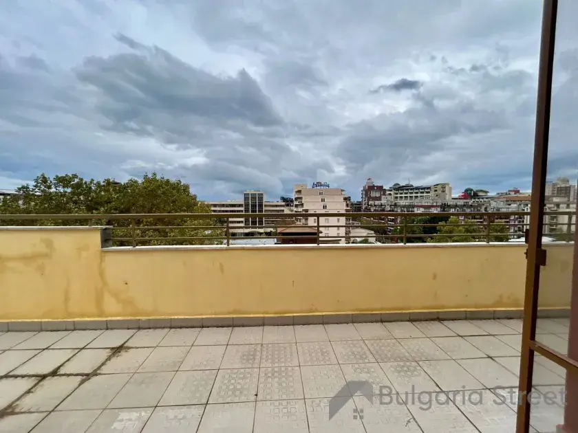 огромная терраса