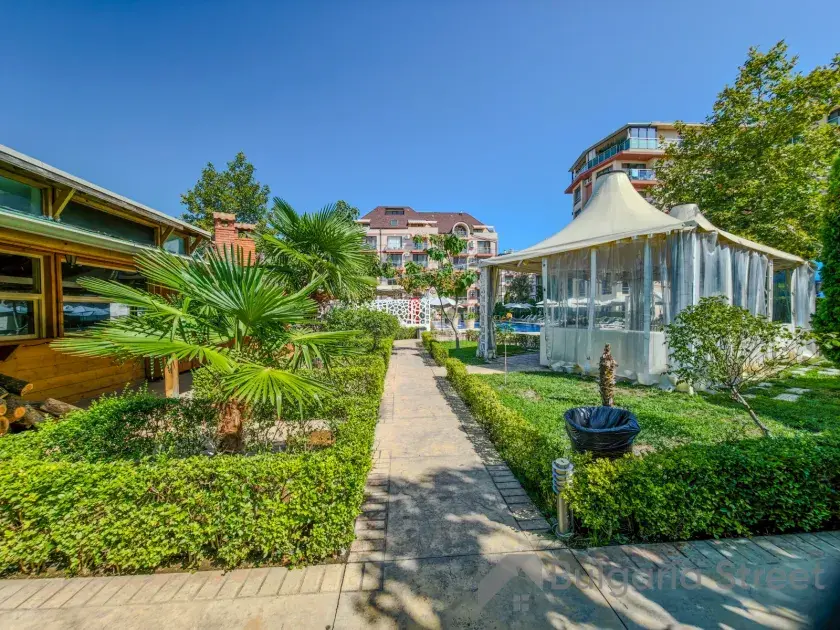 комплекс, территория, бассейн