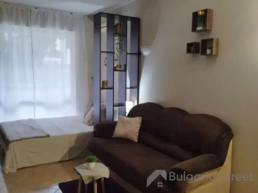Меблировка и интерьер