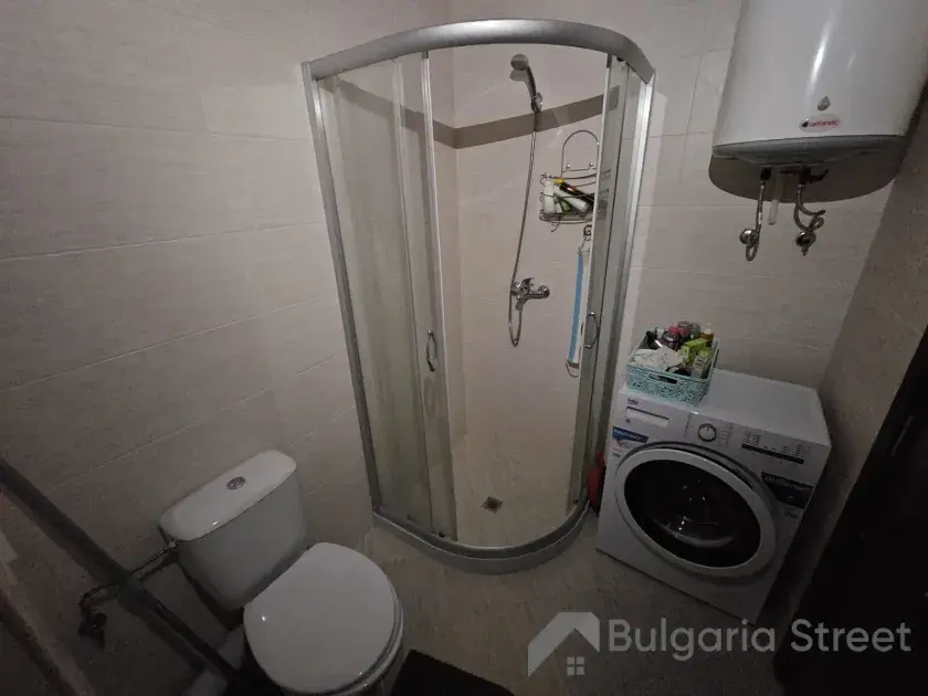 душевая кабина в ванной