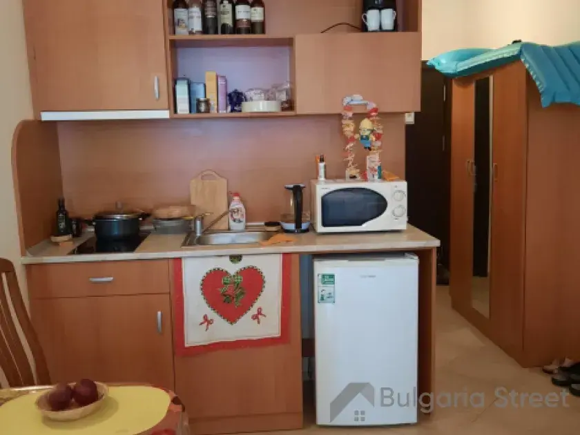 Меблировка и интерьер