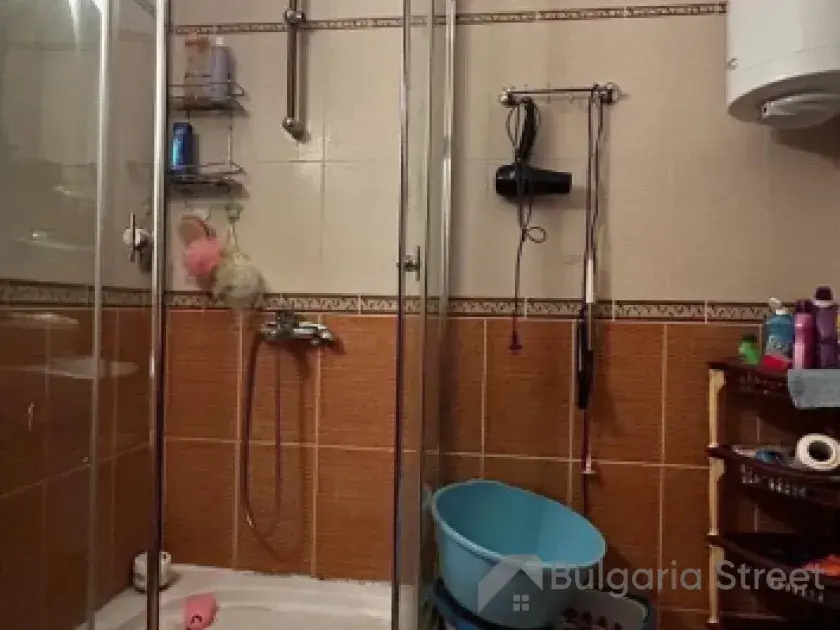 душевая кабина в ванной